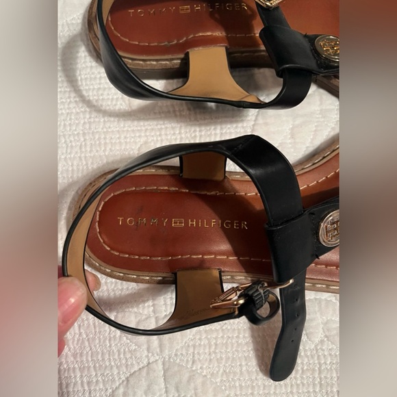 Tommy Hilfiger Black and Brown Sandals - Picture 6 of 7